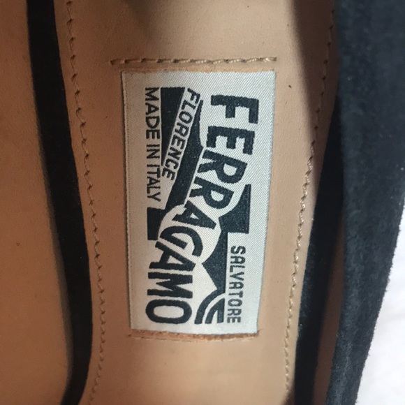 “FERRAGAMO” “Bernie” Black Espadrille Wedges. - Picture 14 of 16